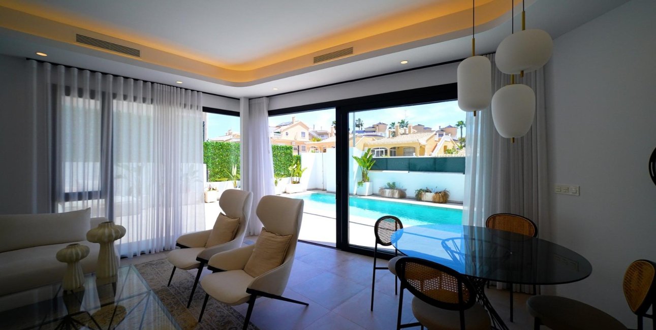 Obra nueva - Villa -
Orihuela Costa - Los Altos