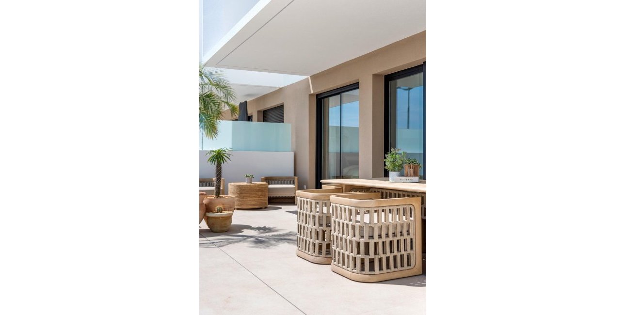 Obra nueva - Villa -
Dolores - Sector 3