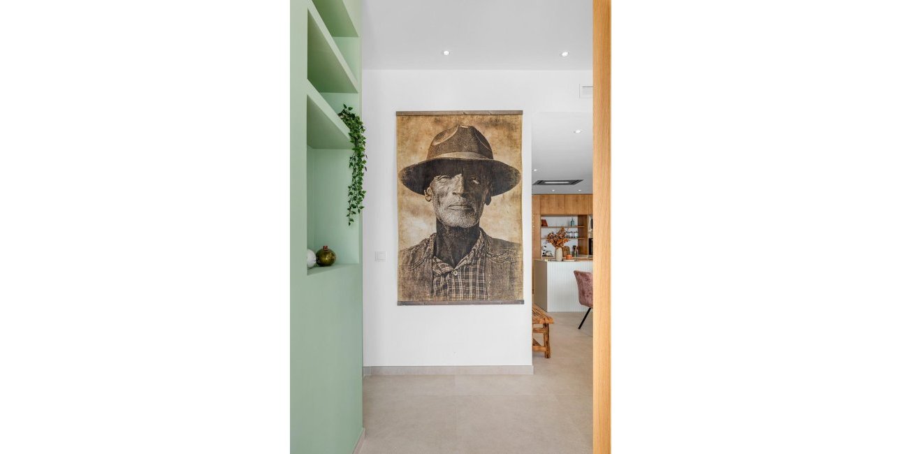 Obra nueva - Villa -
Dolores - Sector 3