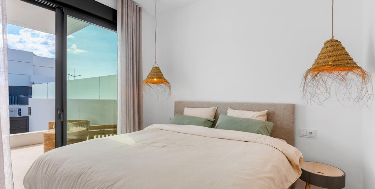 Obra nueva - Villa -
Dolores - Sector 3