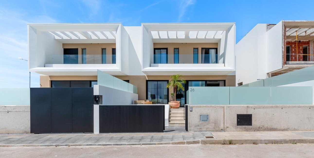 New Build - Townhouse -
Dolores - Sector 3