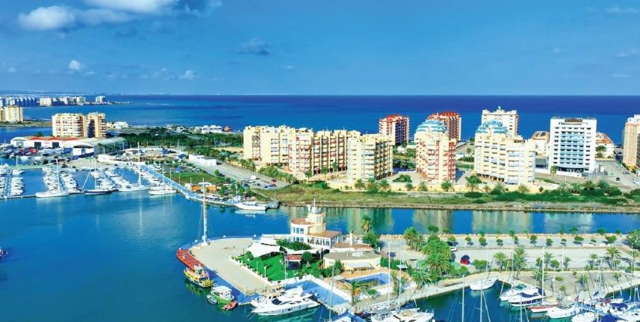 Obra nueva - Apartamento / piso -
La Manga del Mar Menor - La Manga