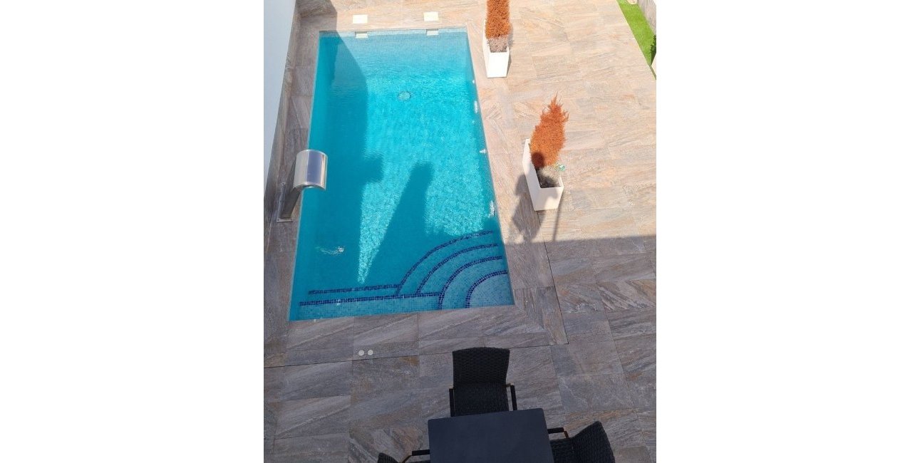 Rynek pierwotny - Dom Szeregowy -
Avileses