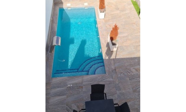 Rynek pierwotny - Dom Szeregowy -
Avileses