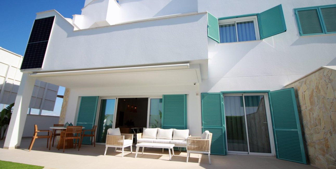 Obra nueva - Bungalow -
Pilar de la Horadada - Torre De La Horadada