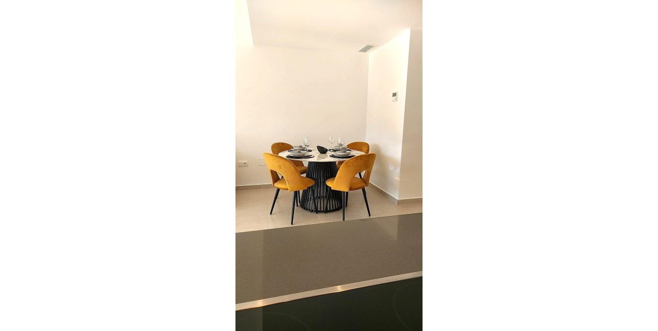 Obra nueva - Apartamento / piso -
San Miguel de Salinas - Pueblo