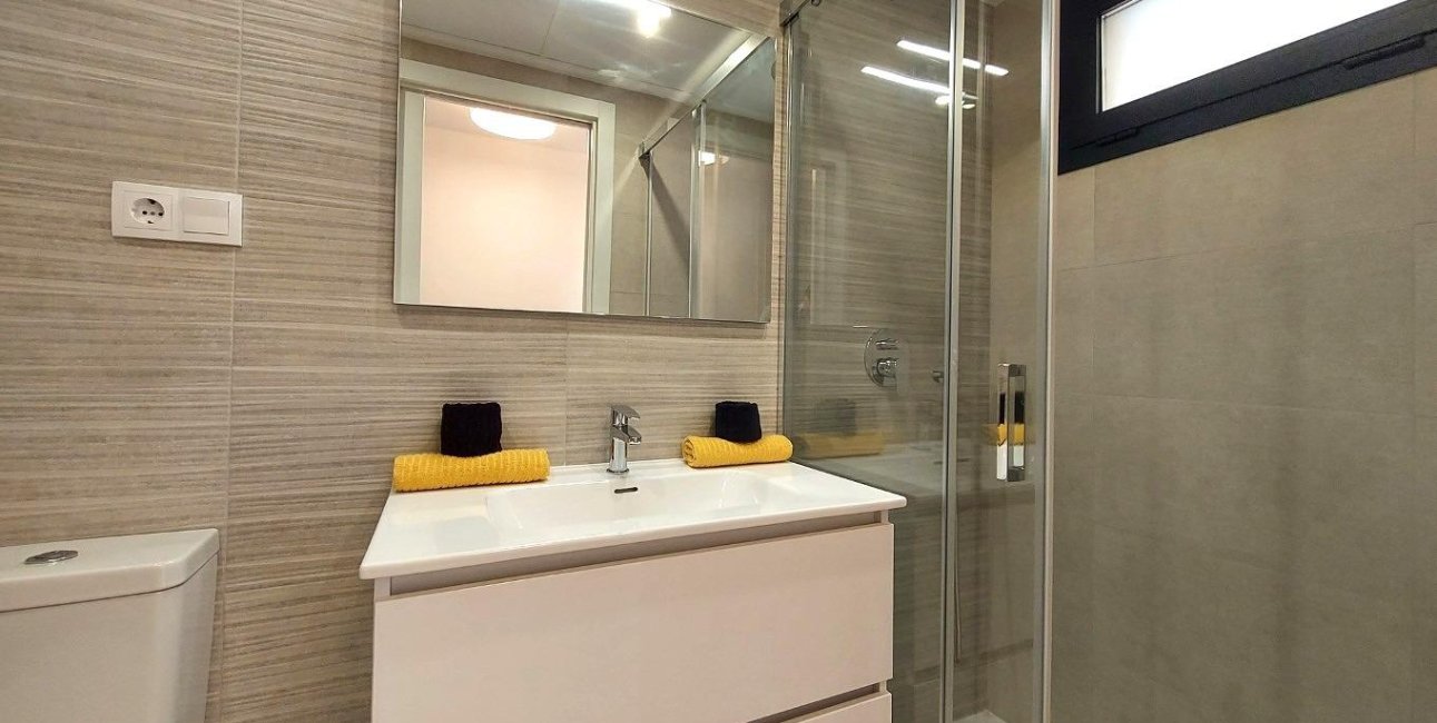 Obra nueva - Apartamento / piso -
San Miguel de Salinas - Pueblo