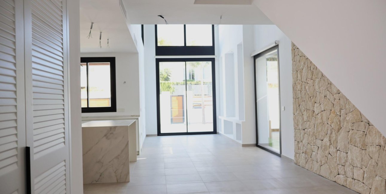 Obra nueva - Villa -
Alfas del Pí - El Albir