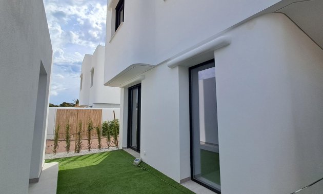 Obra nueva - Villa -
Alfas del Pí - El Albir
