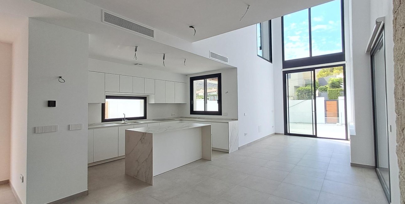 Obra nueva - Villa -
Alfas del Pí - El Albir