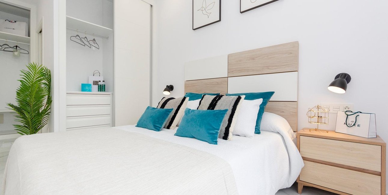 Obra nueva - Villa -
Torrevieja - La Siesta - El Salado -  Torreta