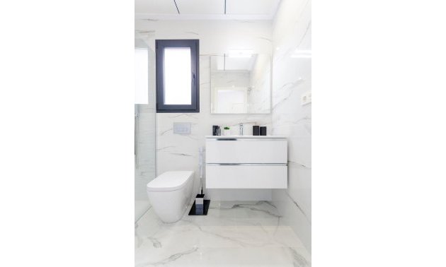 Obra nueva - Villa -
Torrevieja - La Siesta - El Salado -  Torreta