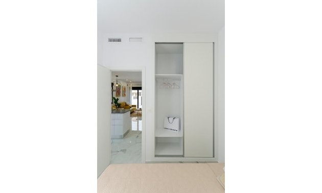 Obra nueva - Villa -
Torrevieja - La Siesta - El Salado -  Torreta