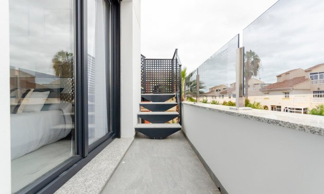 Obra nueva - Villa -
Torrevieja - La Siesta - El Salado -  Torreta