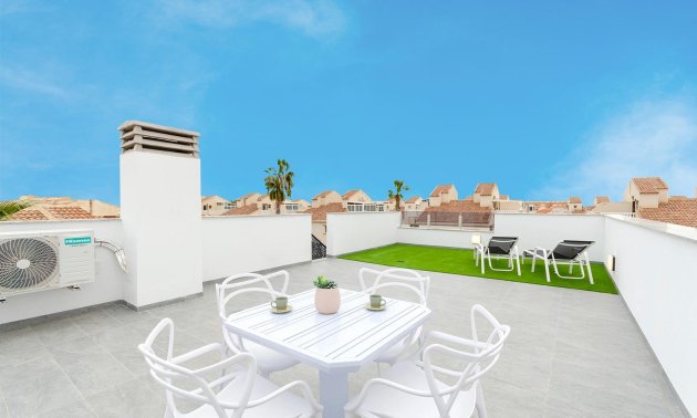 Obra nueva - Villa -
Torrevieja - La Siesta - El Salado -  Torreta