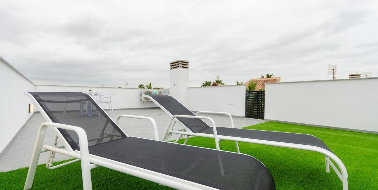 Obra nueva - Villa -
Torrevieja - La Siesta - El Salado -  Torreta