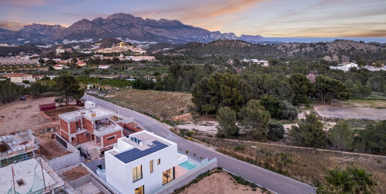 New Build - Villa -
Polop - Urbanizaciones