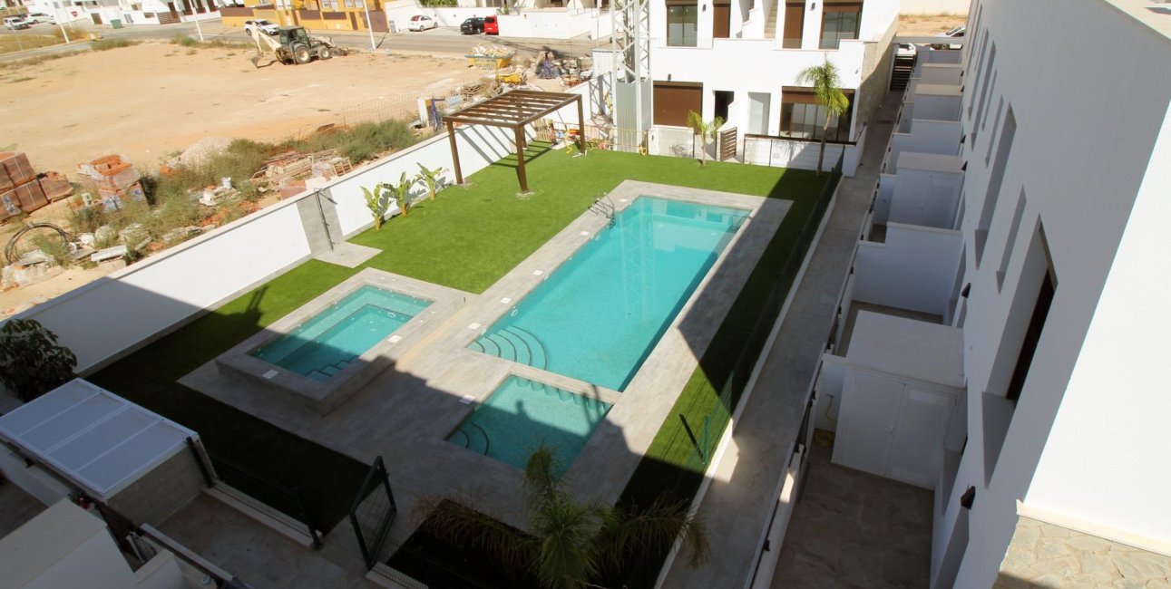 New Build - Townhouse -
Pilar de la Horadada - parque Andromeda