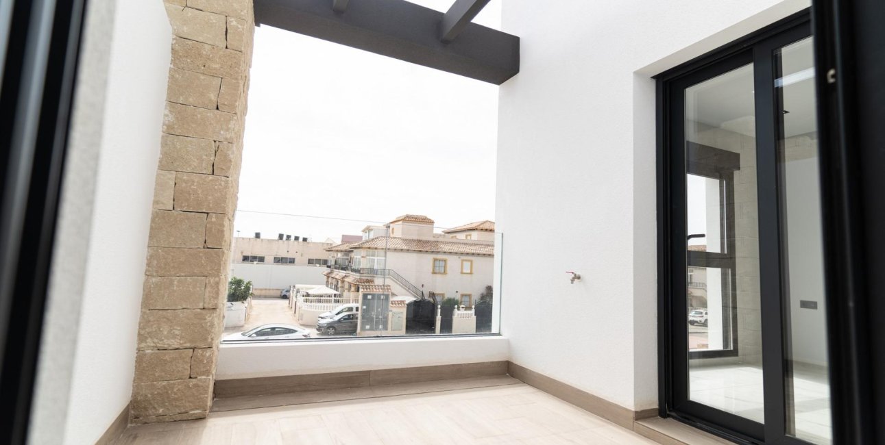 New Build - Villa -
Orihuela Costa - Punta Prima