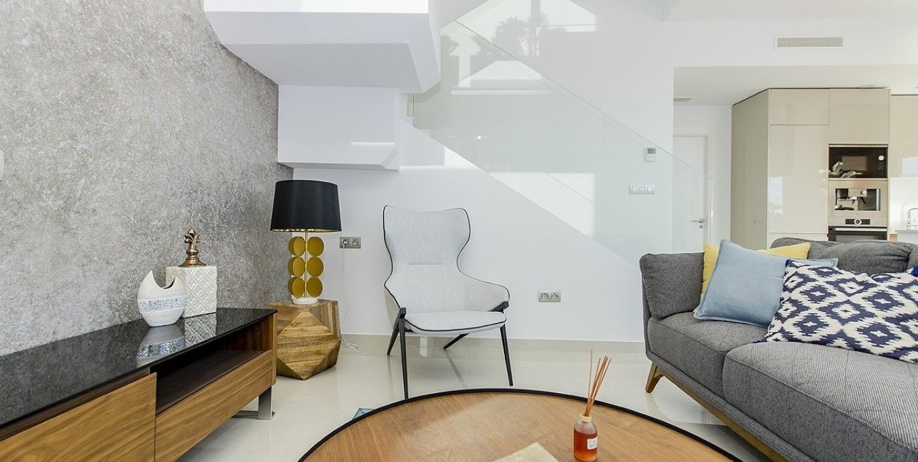 Obra nueva - Villa -
Los Montesinos - La Herrada