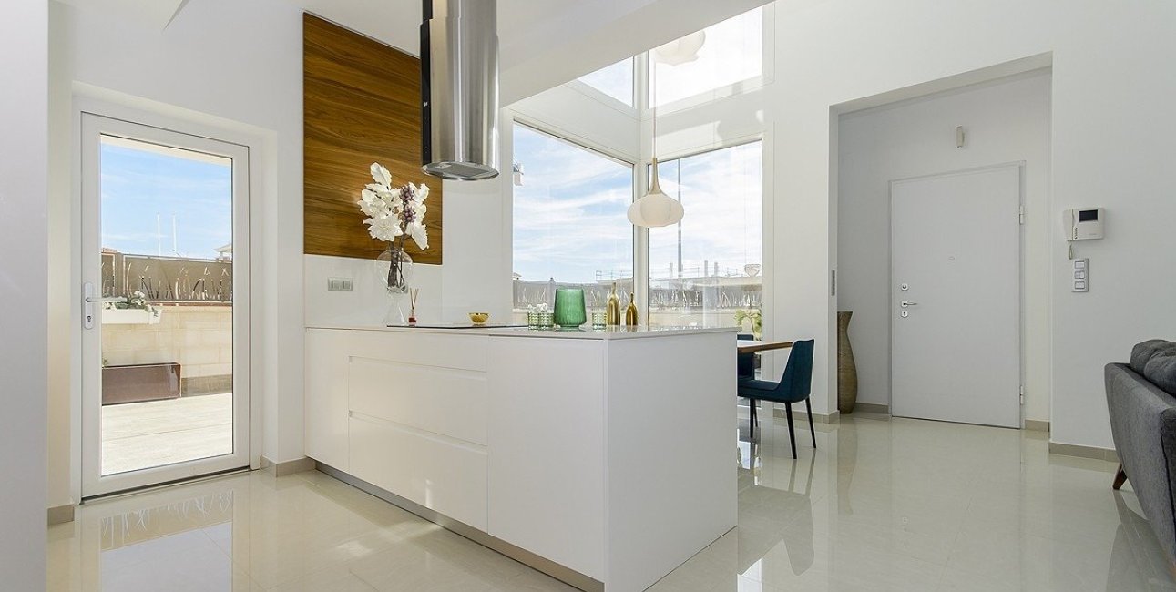 Obra nueva - Villa -
Los Montesinos - La Herrada