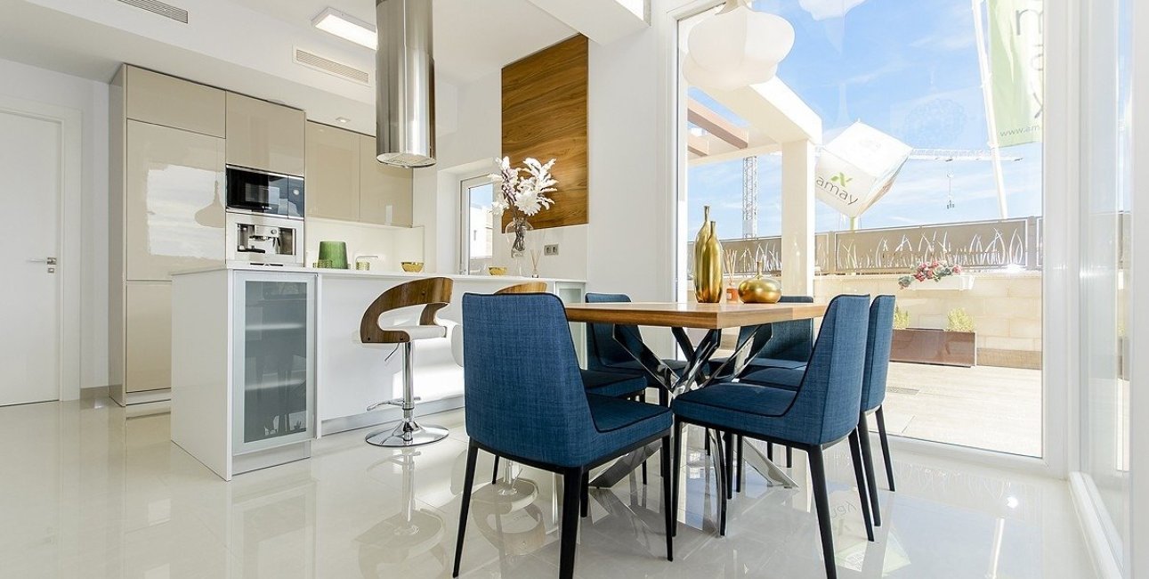 Obra nueva - Villa -
Los Montesinos - La Herrada