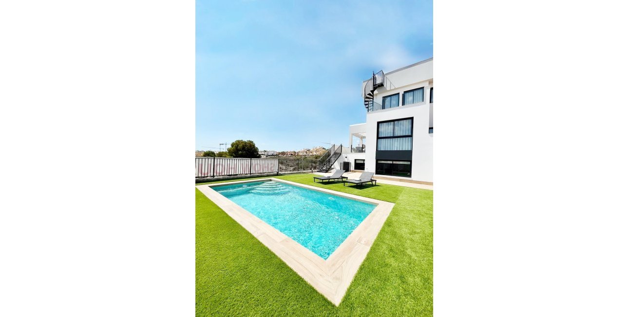 Obra nueva - Villa -
Algorfa - La Finca Golf