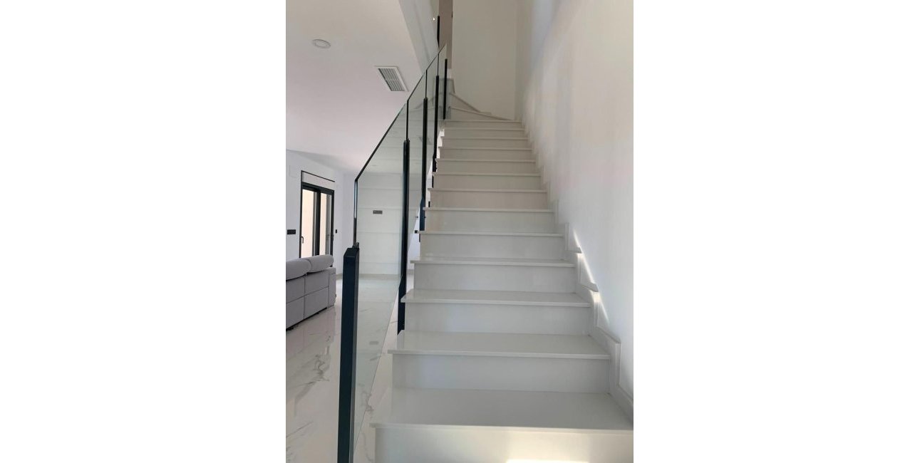 Obra nueva - Villa -
Pinoso - Camino Del Prado