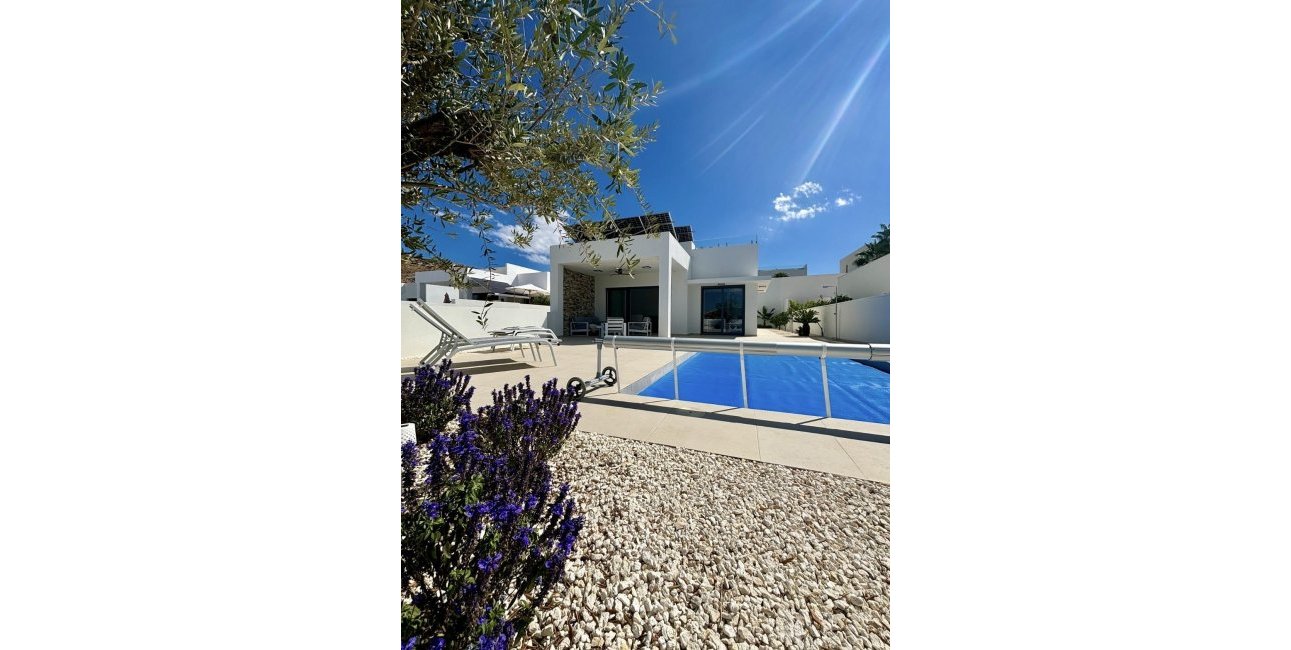 New Build - Villa -
Benijofar - Pueblo