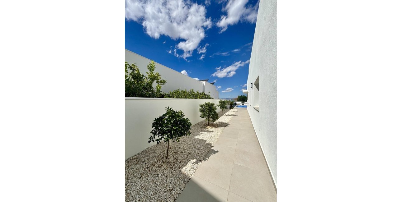 New Build - Villa -
Benijofar - Pueblo