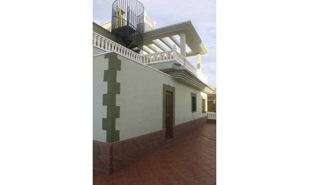 Obra nueva - Villa -
Torrevieja - Los Balcones - Los Altos del Edén