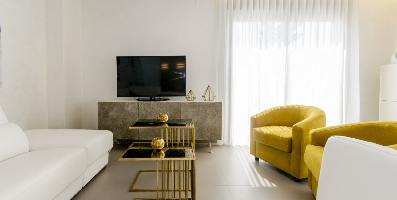 Obra nueva - Villa -
Orihuela Costa - Campoamor