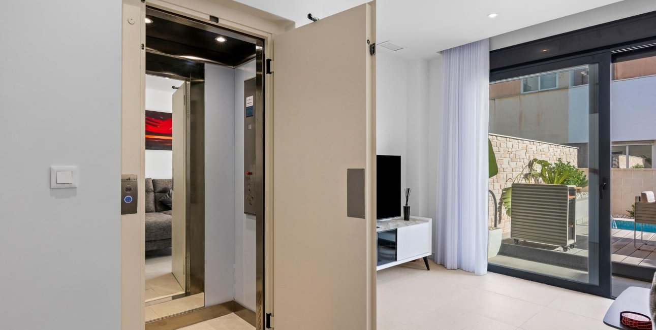 Obra nueva - Villa -
Guardamar del Segura - Els Secans