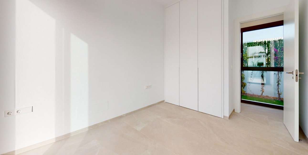 Obra nueva - Villa -
Los Alcázares - Serena Golf