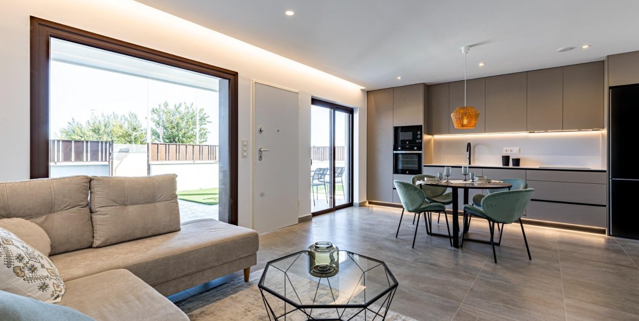 Obra nueva - Bungalow -
Pilar de la Horadada - pueblo