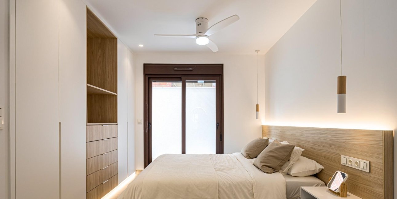 Obra nueva - Bungalow -
Pilar de la Horadada - pueblo