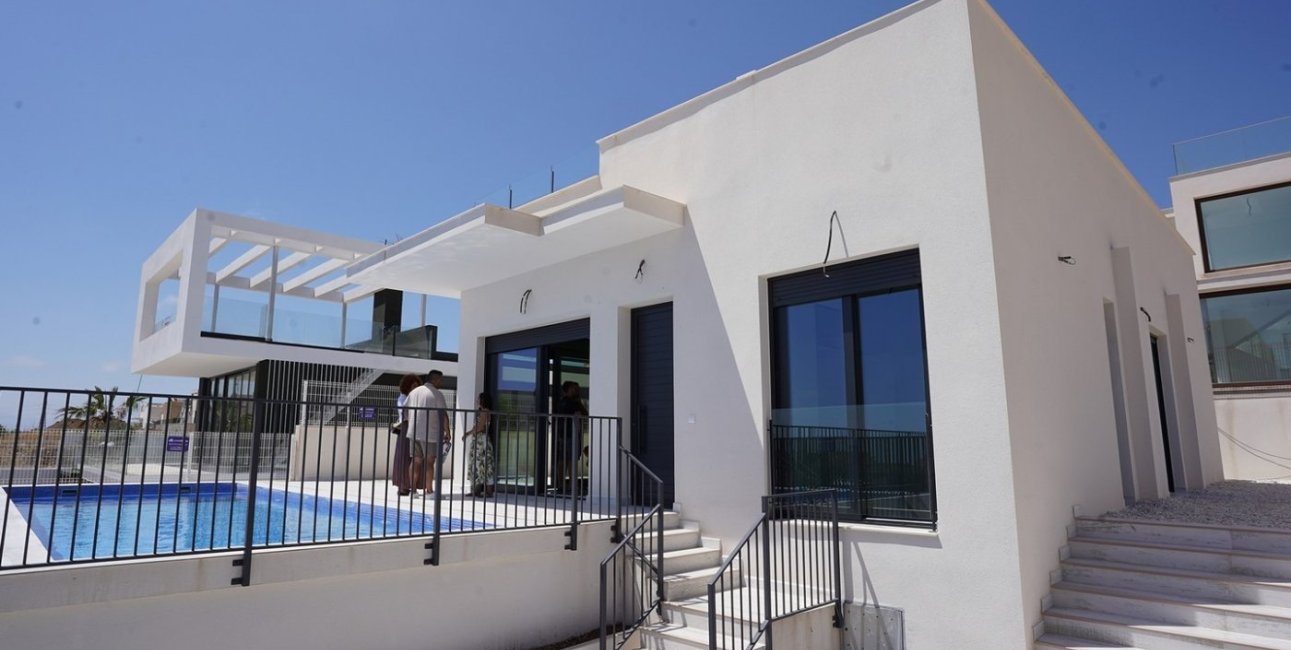 Obra nueva - Villa -
Polop - La Alberca