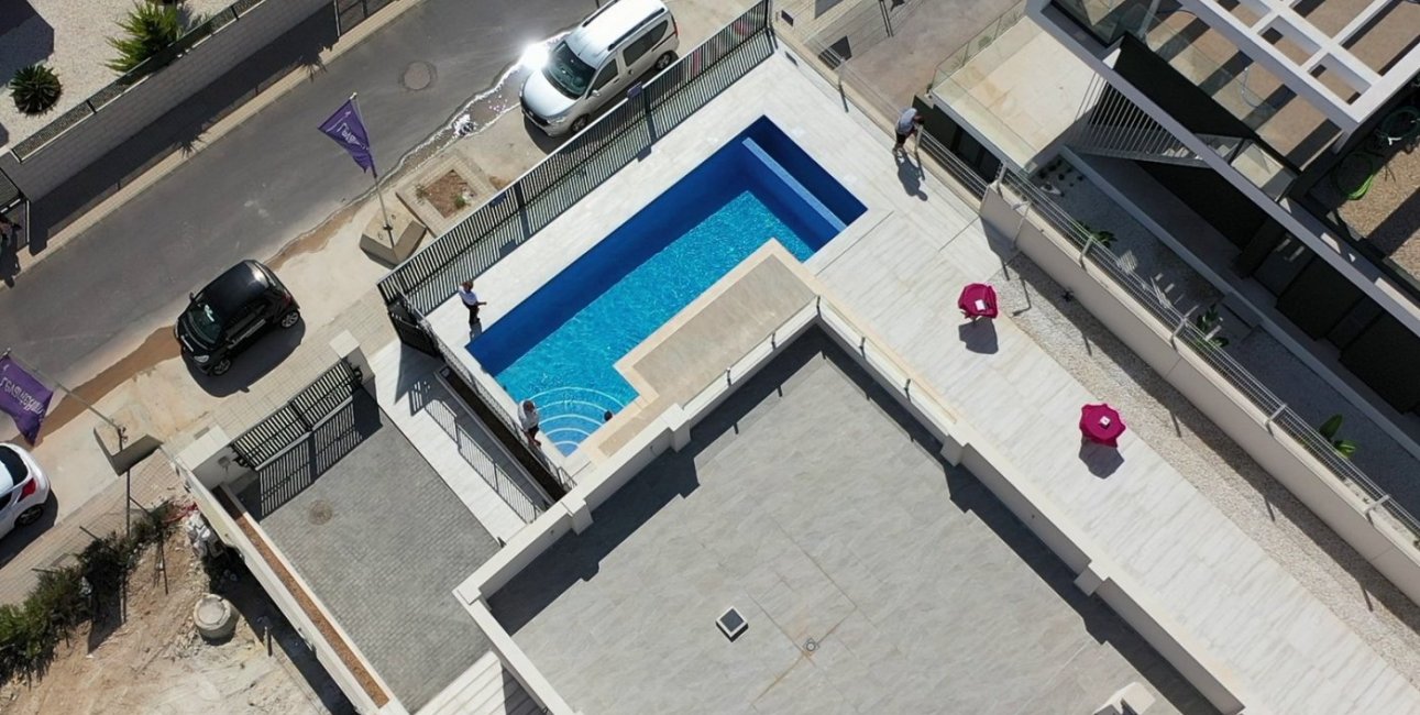 Obra nueva - Villa -
Polop - La Alberca