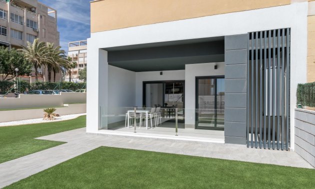 Obra nueva - Apartamento / piso -
Torrevieja - Torreblanca
