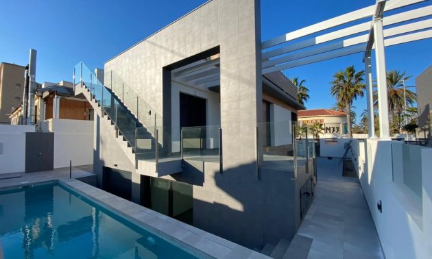 New Build - Villa -
Torrevieja - La Mata