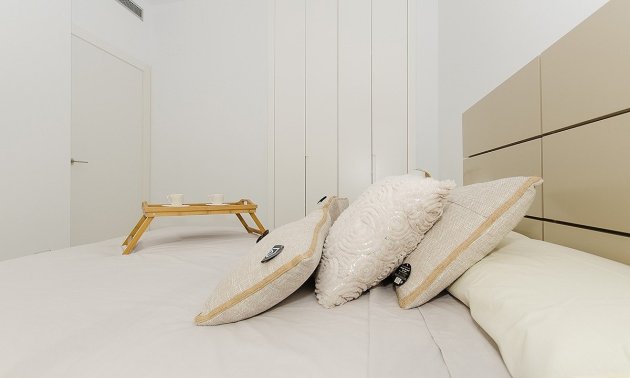 Obra nueva - Villa -
Orihuela Costa - Campoamor