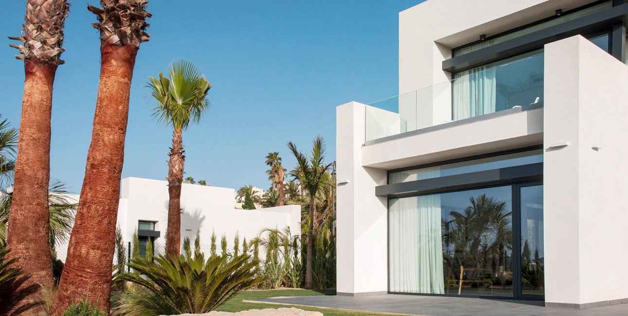 Obra nueva - Villa -
La Manga del Mar Menor - La Manga Club