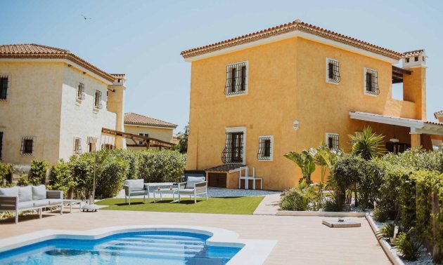 Obra nueva - Villa -
Cuevas Del Almanzora - Desert Springs Golf Club