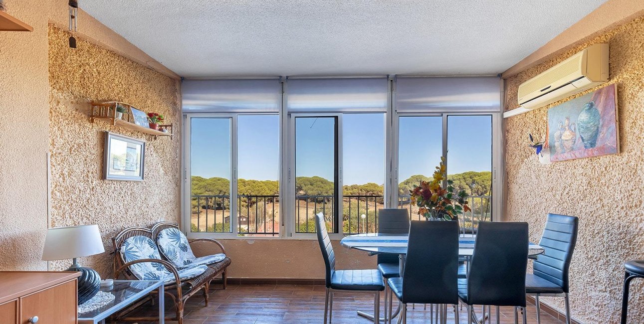 Resale - Apartment / flat -
Guardamar del Segura - Urb. pinomar