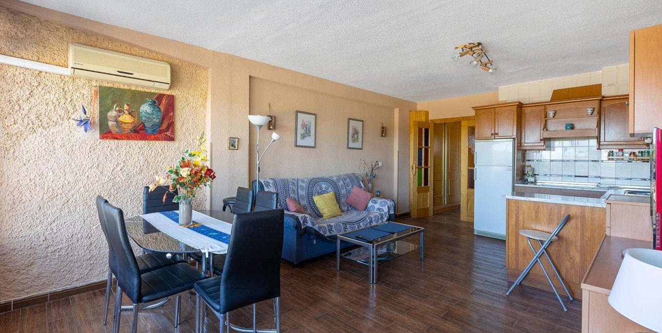 Resale - Apartment / flat -
Guardamar del Segura - Urb. pinomar