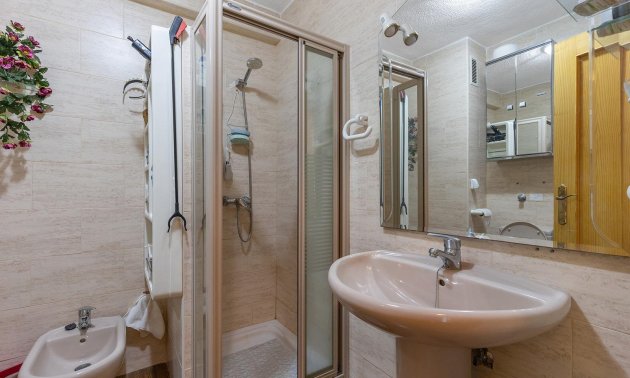 Resale - Apartment / flat -
Guardamar del Segura - Urb. pinomar