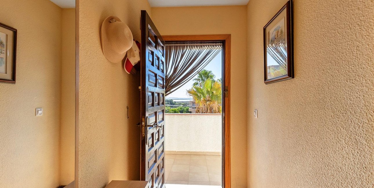 Resale - Apartment / flat -
Guardamar del Segura - Urb. pinomar