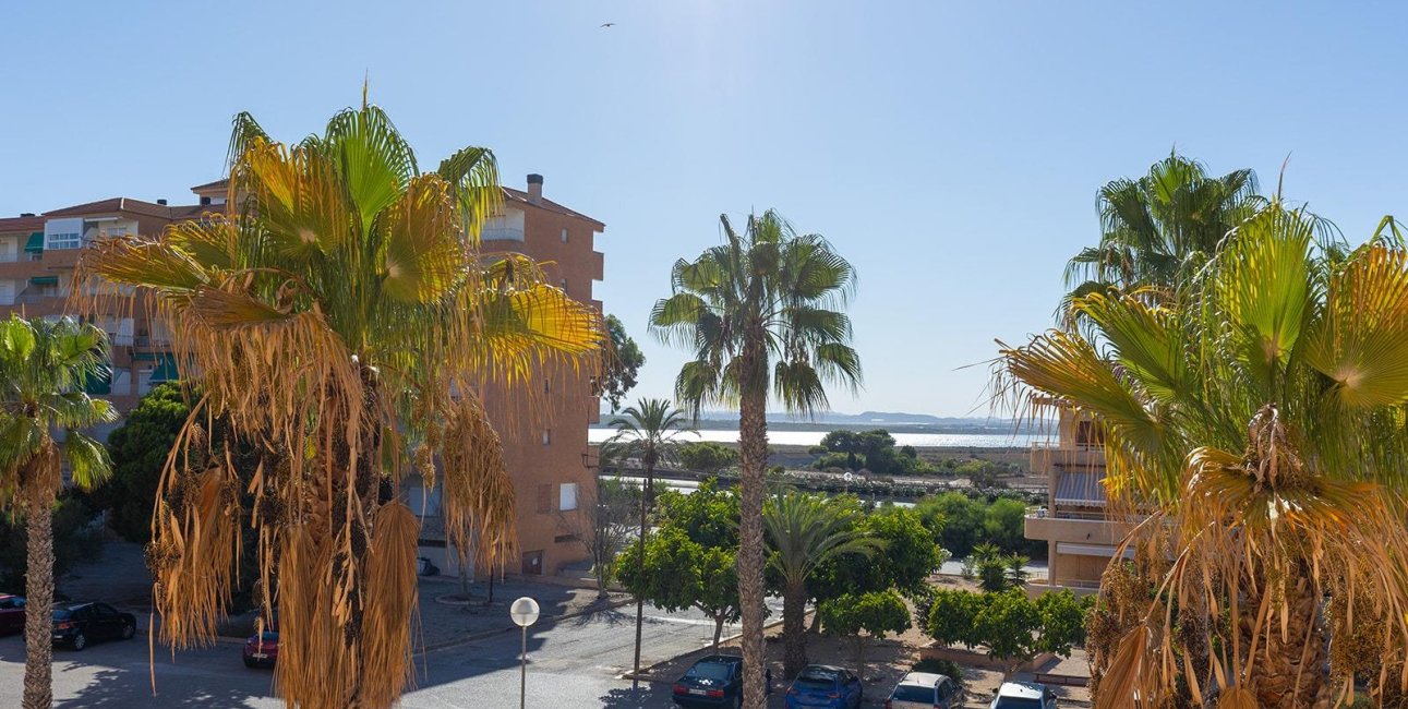 Resale - Apartment / flat -
Guardamar del Segura - Urb. pinomar