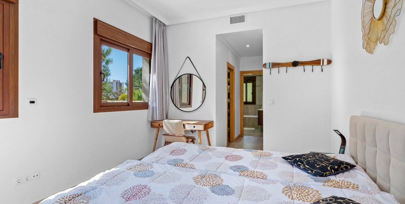 Resale - Villa -
Orihuela Costa - Dehesa De Campoamor