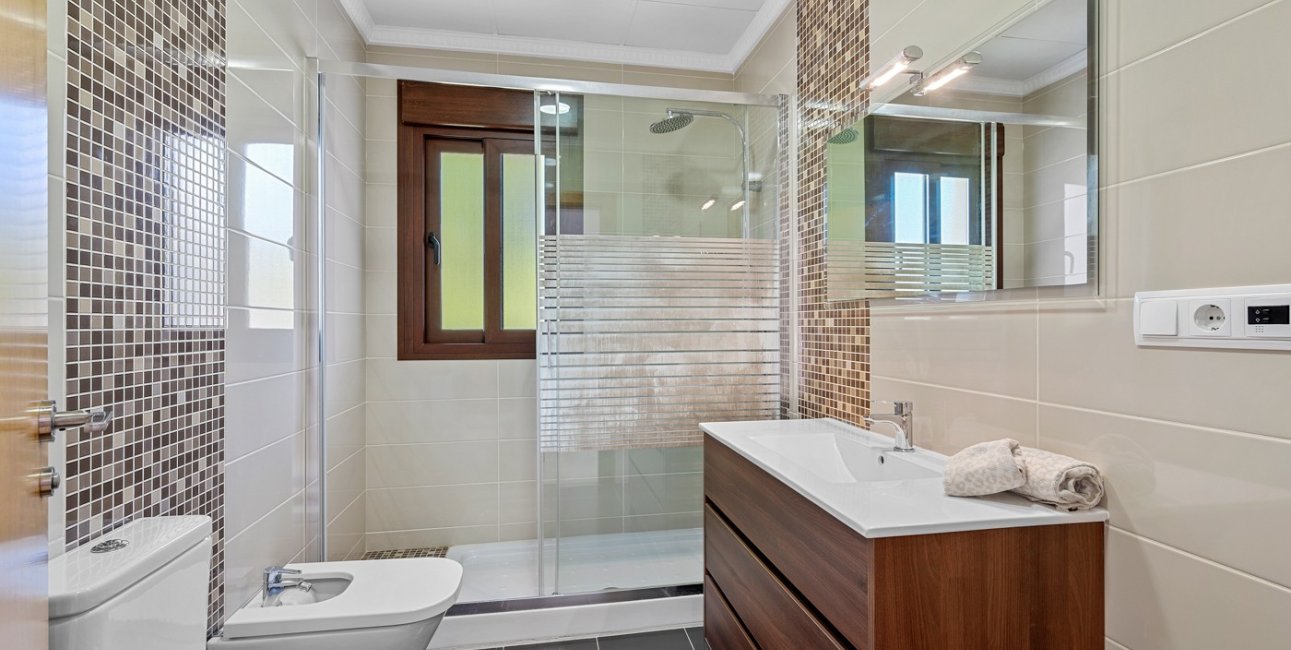 Resale - Villa -
Orihuela Costa - Dehesa De Campoamor